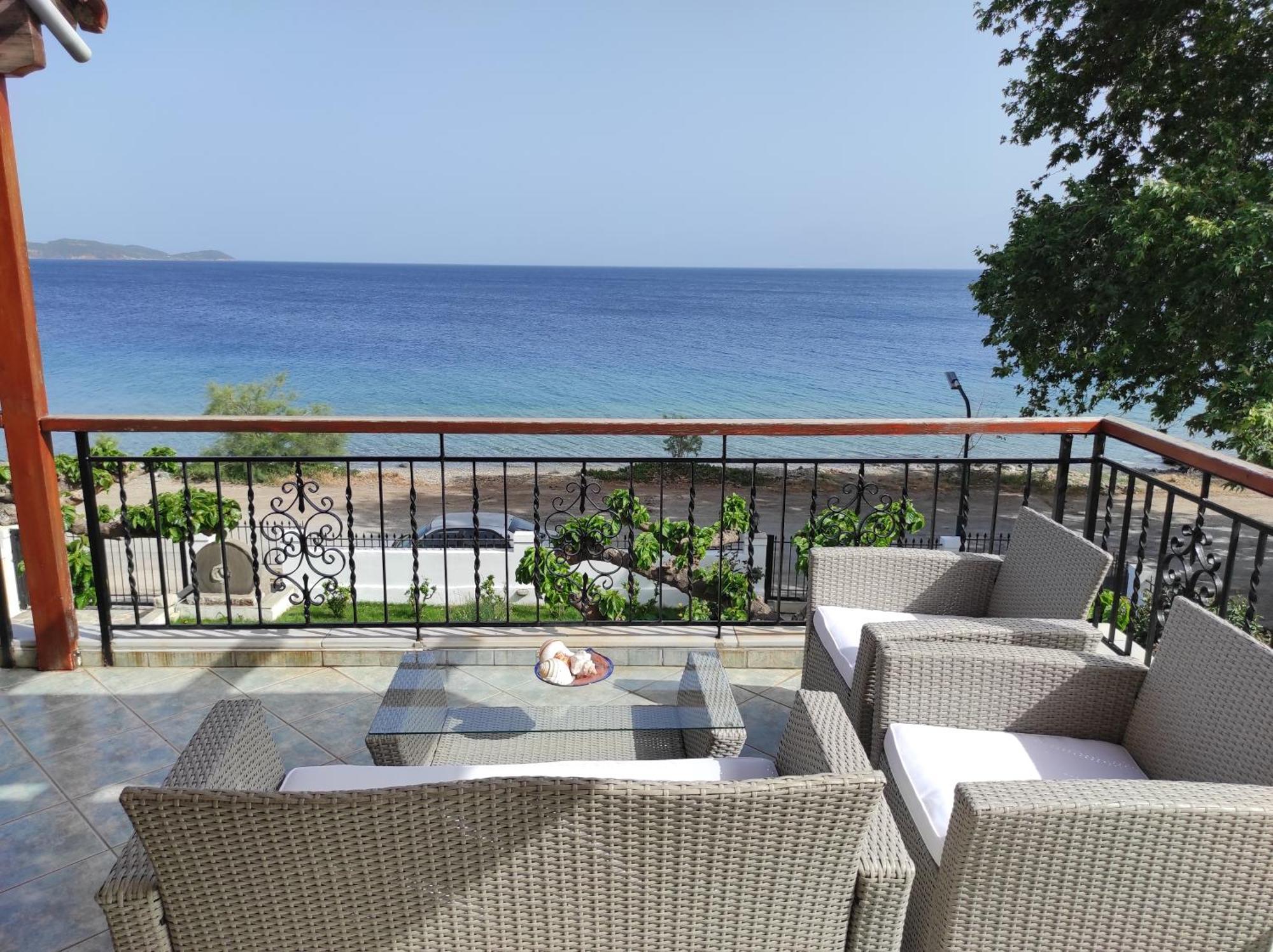 Tas Millstone Seaside House Villa Marathias  Exterior photo